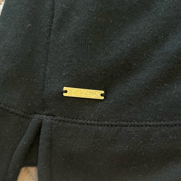 EUC Lilly Pulitzer Belinda Off the Shoulder Top - Picture 3 of 4